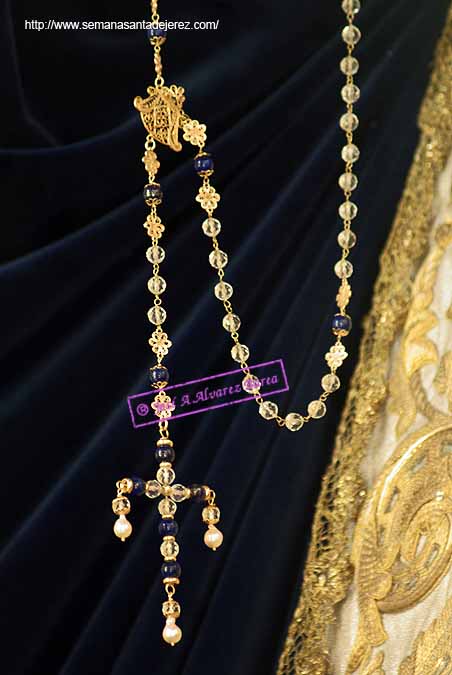 Rosario de lapislazuli, cristal de roca y oro de Nuestra Señora de la Estrella