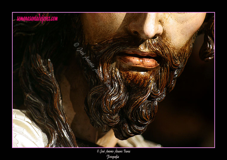 Detalle de la boca y barba de Nuestro Padre Jesús de la Sagrada Cena