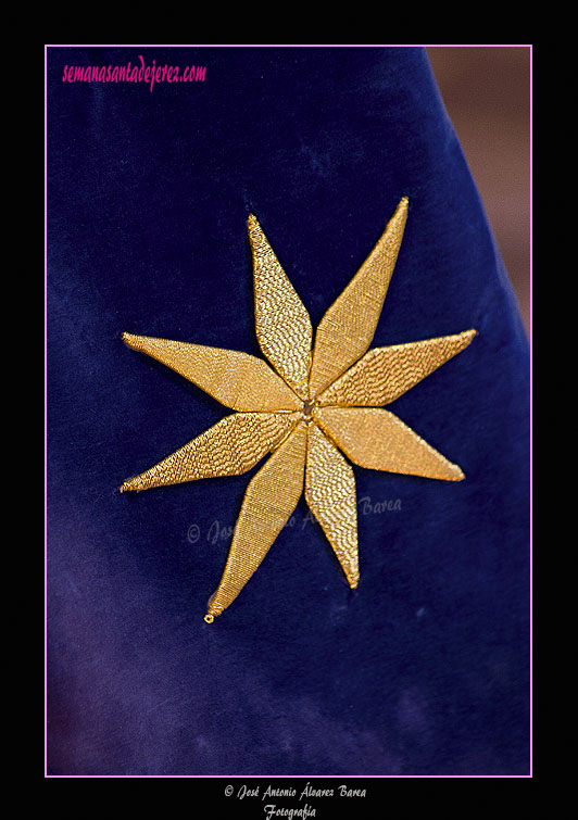 Estrella bordada del Manto de camarin de Nuestra Señora del Socorro
