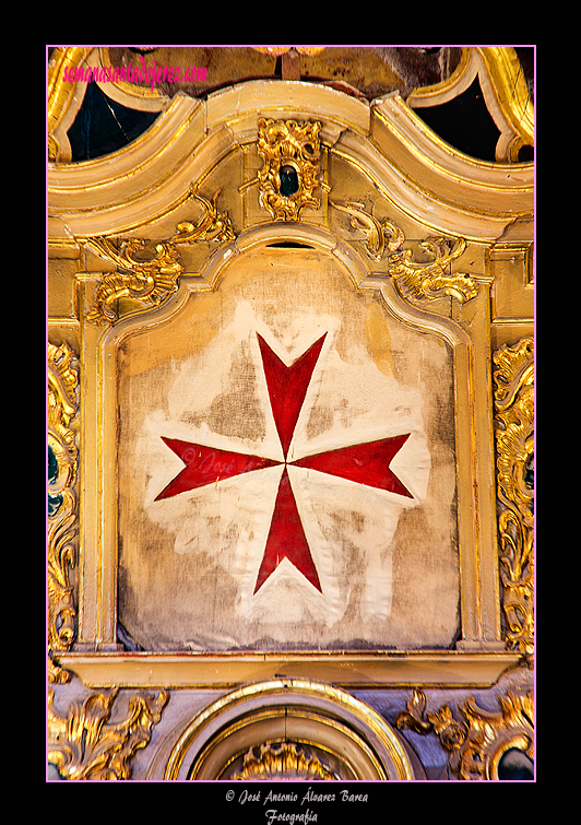 Escudo en el ático del Retablo de la Flagelación (Santa Iglesia Catedral)