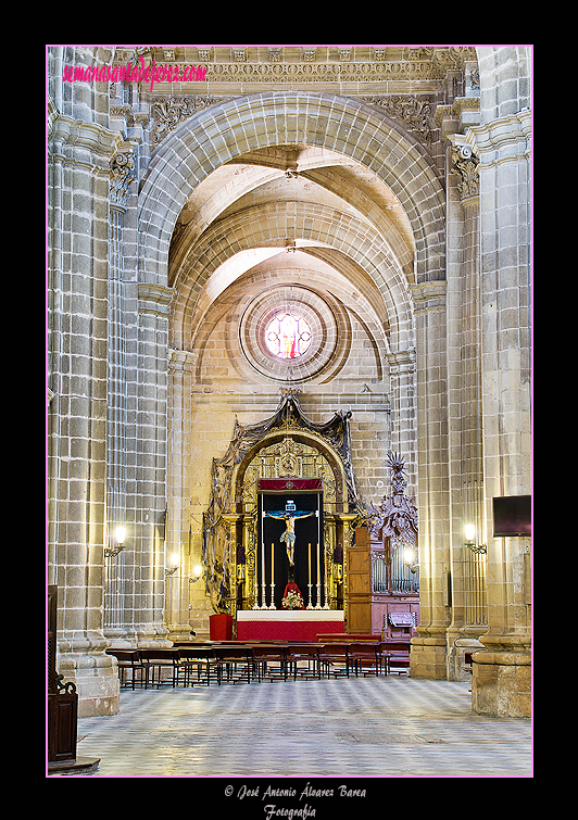 Tramo del retablo del Cristo de la Viga (Nave del Evangelio - Santa Iglesia Catedral)