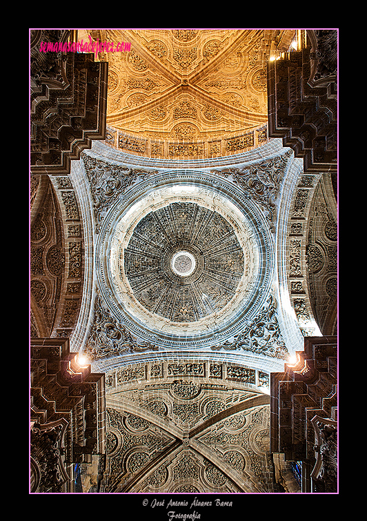 Bóveda de la cúpula central (Santa Iglesia Catedral)