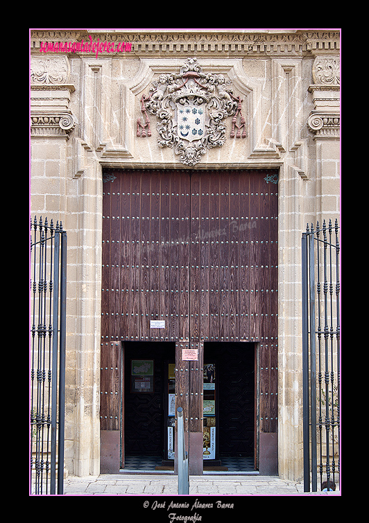 Puerta de la Encarnación de la Santa Iglesia Catedral