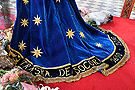 Detalle de los bordados del manto de camarin de Nuestra Señora del Socorro