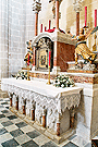 Tabernáculo y mesa del templete neomedieval (Capilla del Sagrario - Santa Iglesia Catedral)