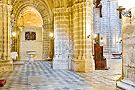Vista del tramo del Retablo de la Flagelación y de la nave de la Epístola desde el tramo del Retablo de San Caralampio (Santa Iglesia Catedral)