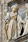 La Virgen María (Portada de la Visitación de la Santa Iglesia Catedral)