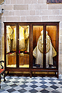 Expositor con ornamentos litúrgicos (Sacristía Menor - Santa Iglesia Catedral)