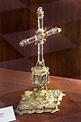 Cruz de Tercia - Plata y cristal - Siglo XVI (Sala del Tesoro - Museo de la Santa Iglesia Catedral)