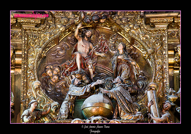 Escena del abrazo mistico de Santo Domingo y San Francisco ante el mundo bajo la presencia de la Virgen y Jesucristo (Retablo Mayor - Iglesia Conventual Dominica de Santo Domingo)
