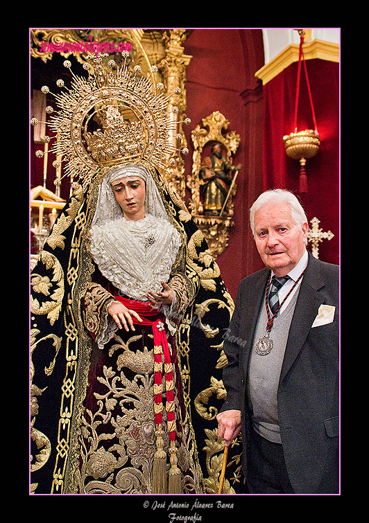 Homenaje a Manuel González Monroy, vestidor de Nuestra Señora de la Piedad