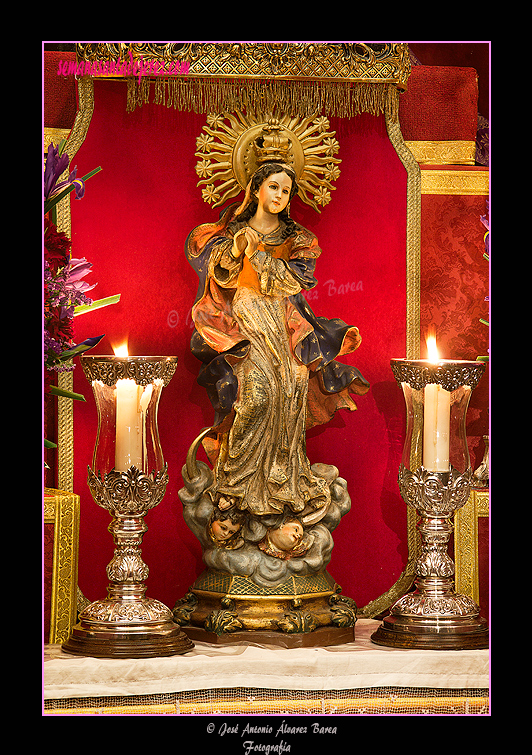 Inmaculada Concepción en el Altar de Besamanos 2012 de María Santísima de Salud y Esperanza