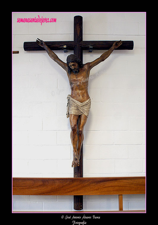 Santísimo Cristo de la Defensión, réplica del Cristo del Convento de Capuchinos, obra de Francisco Pinto (Iglesia Parroquial de San Benito)