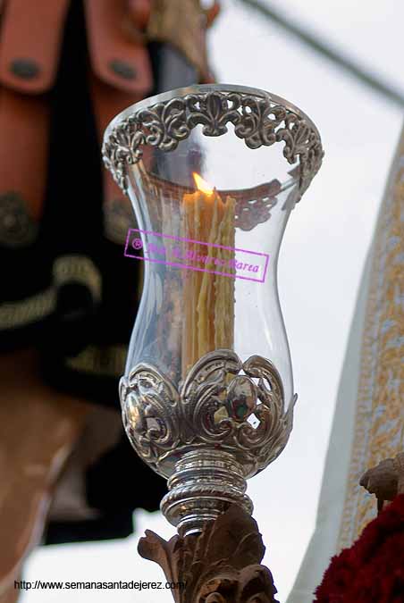 Tulipa de candelabro de guardabrisas del Paso de Misterio de Nuestro Padre Jesús de la Paz
