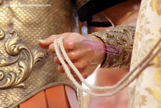 Mano izquierda del soldado romano (Paso de Misterio de Nuestro Padre Jesús de la Paz)