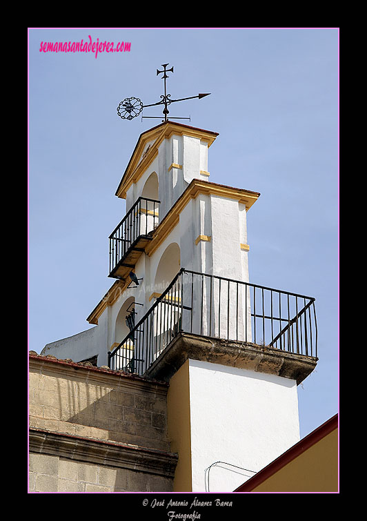 Espadaña (Iglesia de la Santísima Trinidad)