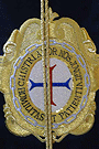 Escudo de la Hermandad bordado en el anterior Estandarte de la Hermandad de Humildad y Paciencia