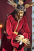 Besapiés de Nuestro Padre Jesús de los Afligidos (Capilla del Hospital de San Juan de Dios) (El Puerto de Santa María - Cádiz). Domingo de Pasión. 6 de abril de 2014