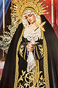 Besamanos de María Santísima del Dolor y Sacrificio (Iglesia Mayor Prioral) (El Puerto de Santa María - Cádiz). Viernes de Dolores, 11 de abril de 2014