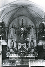 Capilla del Colegio de San José. El retablo está recubierto y adornado para el Triduo de la Inmaculada. (Foto: Anónima, años 1945/48)