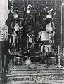 El Misterio de la Coronación en 1926 con los sayones y romanos que fueron sustituidos en la década de los 50 y posteriormente por el grupo actual, obra de Luis Álvarez Duarte (Foto:Anónimo)