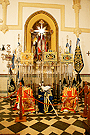 Altar de Insignias de la Hermandad de Cristo Rey en su Entrada Triunfal en Jerusalén
