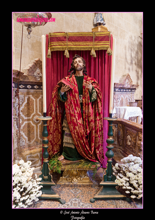Exposición al culto de San Juan el dia de su Festividad (27 de diciembre de 2012)