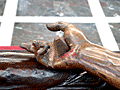 Mano derecha del Cristo de la Defensi&oacute;n