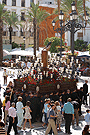 18 de Octubre de 2009. Traslado del Señor de la Sagrada Flagelación a la Catedral para los Cultos del 250º Aniversario de la Imagen. Va sobre el paso del Cristo de la Expiracion (Foto: Jose A.Alvarez Barea)
