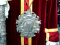 Medallón del Pertiguero del Cortejo de Misterio de la Hermandad de la Amargura