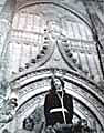 Bella y expresiva talla del Señor del Prendimiento enmarcada en la portada gótica de la Iglesia de Santiago el Real y del Refugio (Foto: Eduardo Pereiras) 