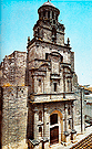 Vista de la torre-fachada de San Juan de los Caballeros antes de la obra de la portada realizada en 1974-75.