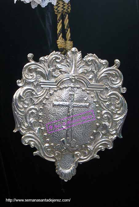 Medallon del muñidor de la Hermandad de la Vera-Cruz