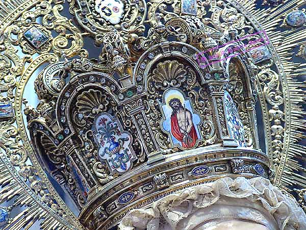 Detalle del canasto de la Corona de Nuestra Señora del Mayor Dolor