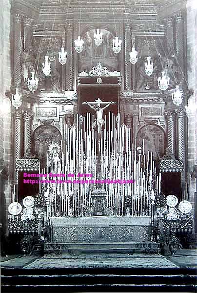 Altar de cultos de la Hermandad del Santo Crucifijo de la Salud antes del Concilio Vaticano II