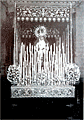 Paso de palio de Nuestra Señora de la Encarnación con los antiguos varales y respiraderos de sus primeras salidas