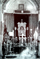 Altar de Insignias de la Hermandad del Santo Crucifijo. Decada de los 40 del siglo XX. (Foto: Juan Carretero)