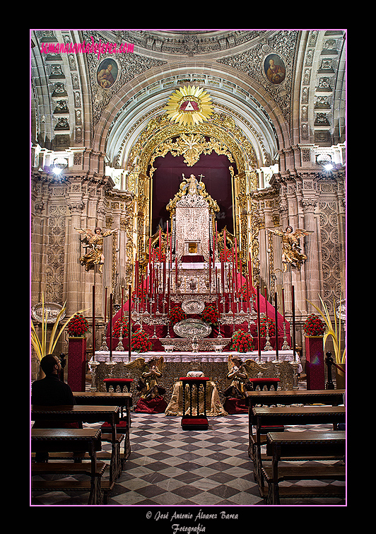 Monumento al Santísimo en la Iglesia de San Miguel