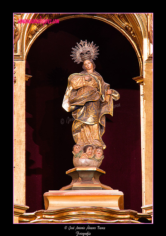 Inmaculada en el ático del retablo del Sagrario (Iglesia de San Miguel)
