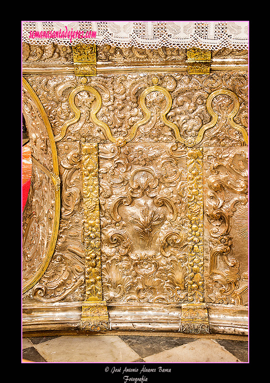 Haz de espigas (Frontal de altar de plata del Sagrario - Iglesia de San Miguel)