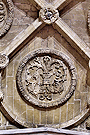 Medallón con decoración de roleos en la bóveda de la Capilla del Santo Crucifijo de la Salud (Iglesia de San Miguel)