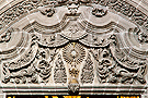 Detalle del interior del arco de la portada interior de la Capilla del Sagrario (Iglesia de San Miguel)