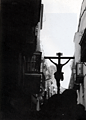 El Cristo de la Buena Muerte por la calle Francos, el año de su primera estación de penitencia: 1959