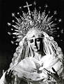 María Santísima del Dulce Nombre de Besamanos en la Iglesia de la Victoria, en los años 80 (Foto: Diego Romero)