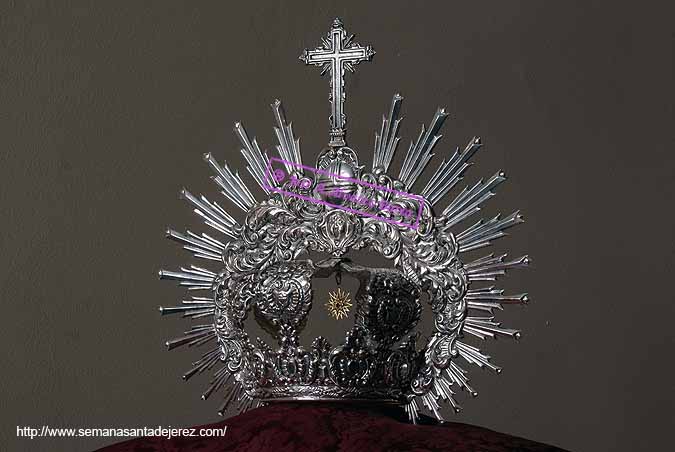 Corona de camarín de María Santísima del Dulce Nombre