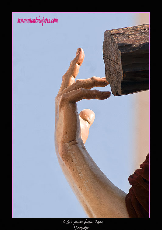 Mano derecha del "Cepa" (Paso de Misterio del Santísimo Cristo de la Exaltación)
