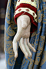 Mano derecha de Maria Salomé (Paso de Misterio del Sagrado Descendimiento de Nuestro Señor)