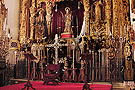 Altar de insignias de la Hermandad de la Soledad
