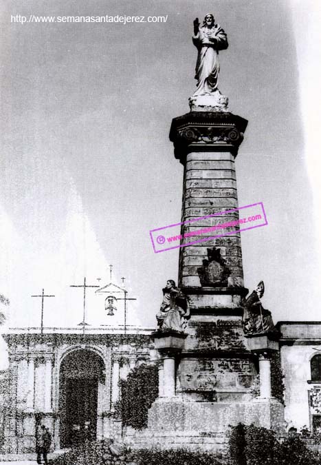Monumento al Sagrado Corazon de Jesús emplazado en el compás de la Capilla del Calvario (Foto: Anónimo)