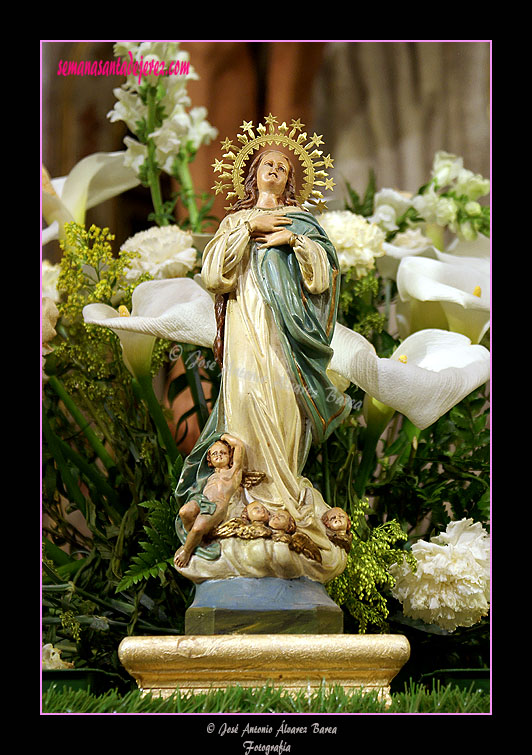 Inmaculada Concepción, imagen venera del Paso del Santísimo Cristo Resucitado